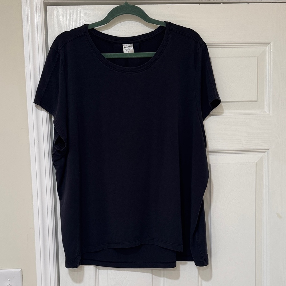 Athleta Black With Ease Tee XL